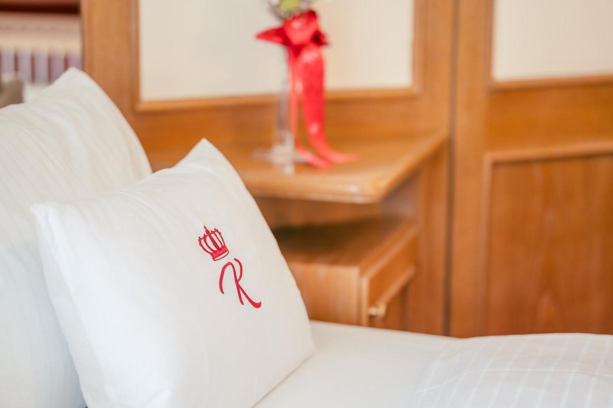 Hotel Am Schlosspark Zum Kurfuerst Oberschleißheim Oda fotoğraf
