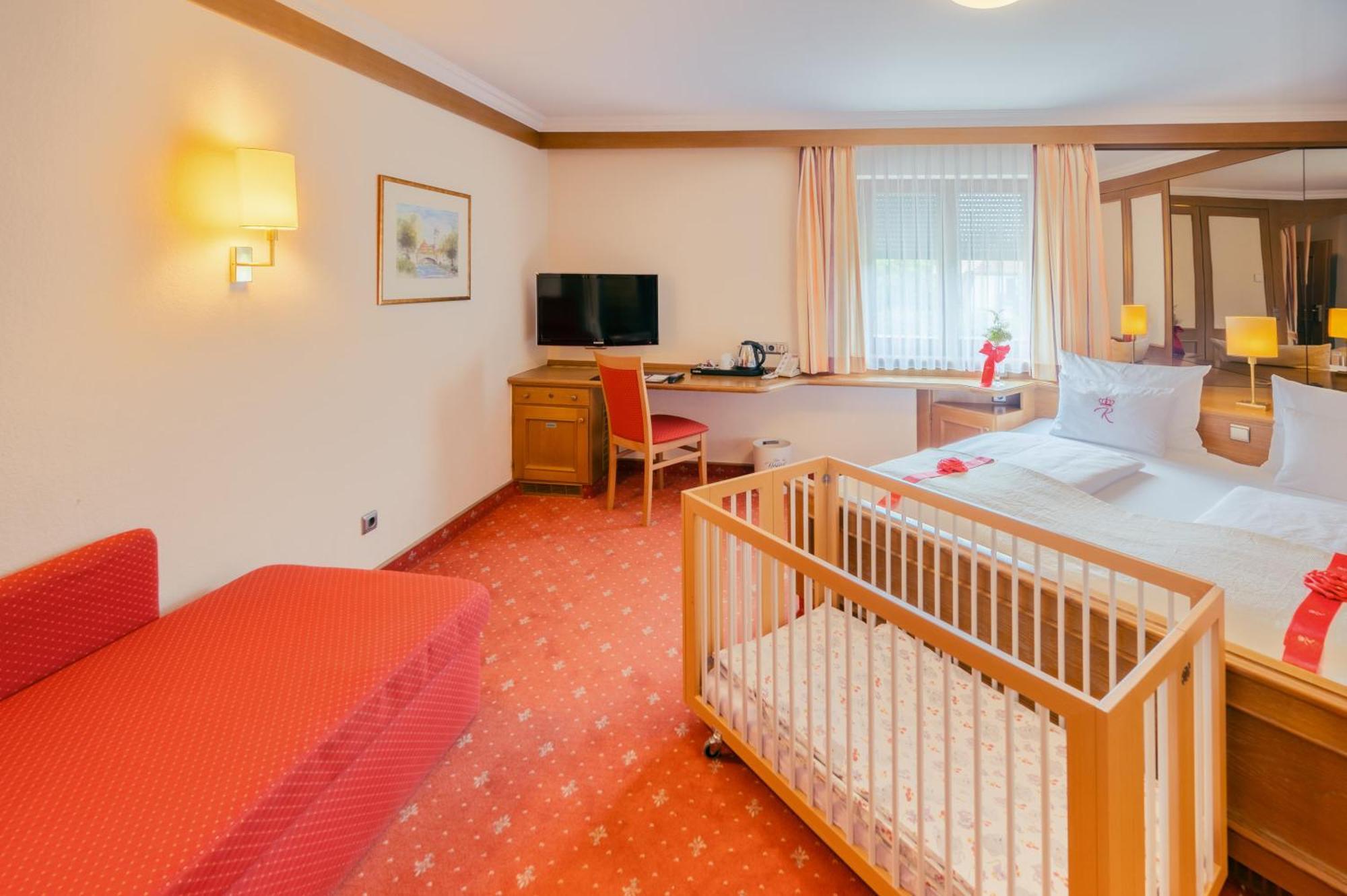Hotel Am Schlosspark Zum Kurfuerst Oberschleißheim Dış mekan fotoğraf