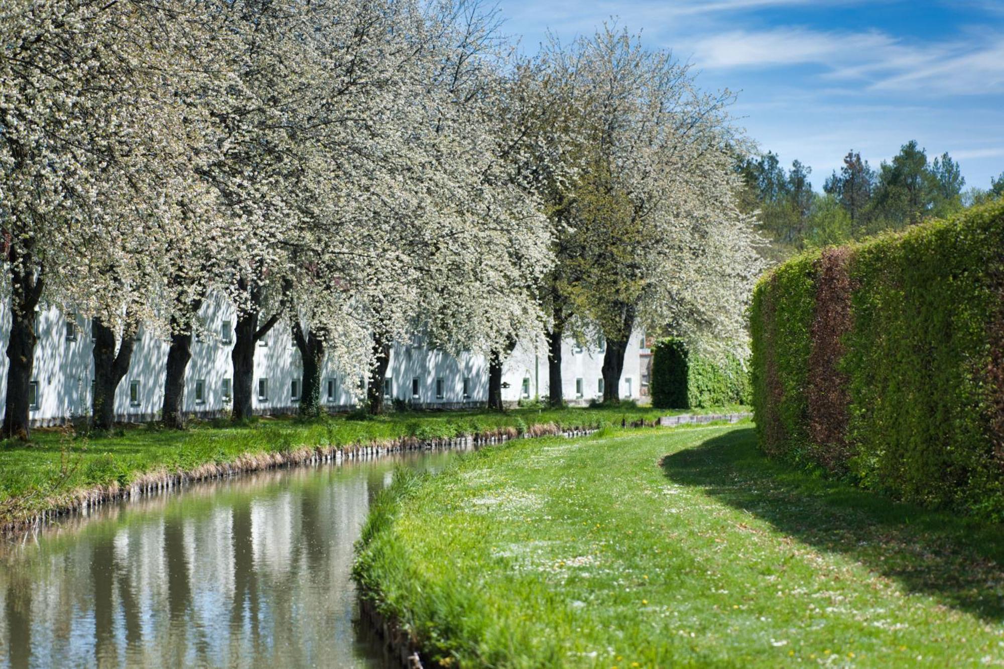 Hotel Am Schlosspark Zum Kurfuerst Oberschleißheim Dış mekan fotoğraf