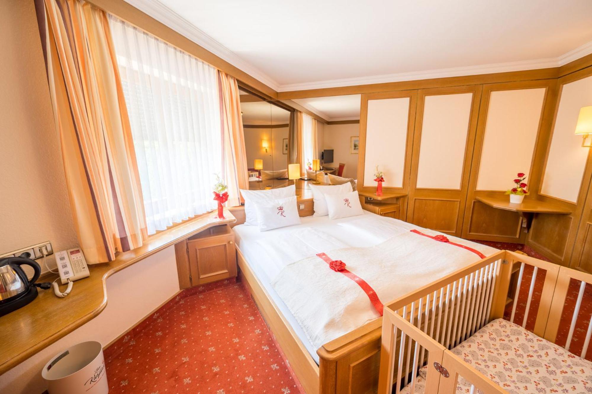 Hotel Am Schlosspark Zum Kurfuerst Oberschleißheim Dış mekan fotoğraf